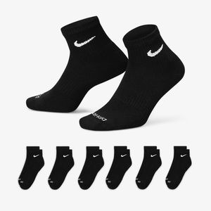 NIKE
Everyday Plus Cushioned Training Ankle Socks